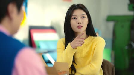 Kim Yoo-jung in Netflix's 'Chicken Nugget'