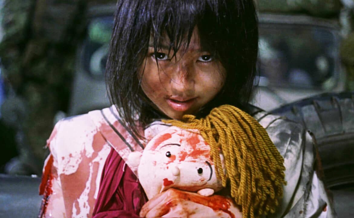 Young girl bloody in Battle Royale (2000)